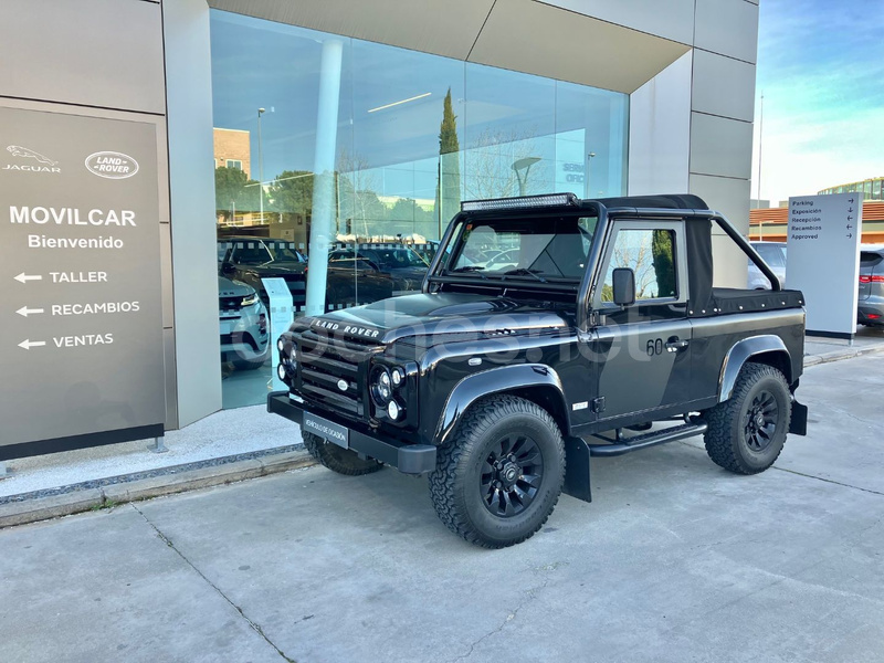 LAND-ROVER Defender 90 SW SE 3p.