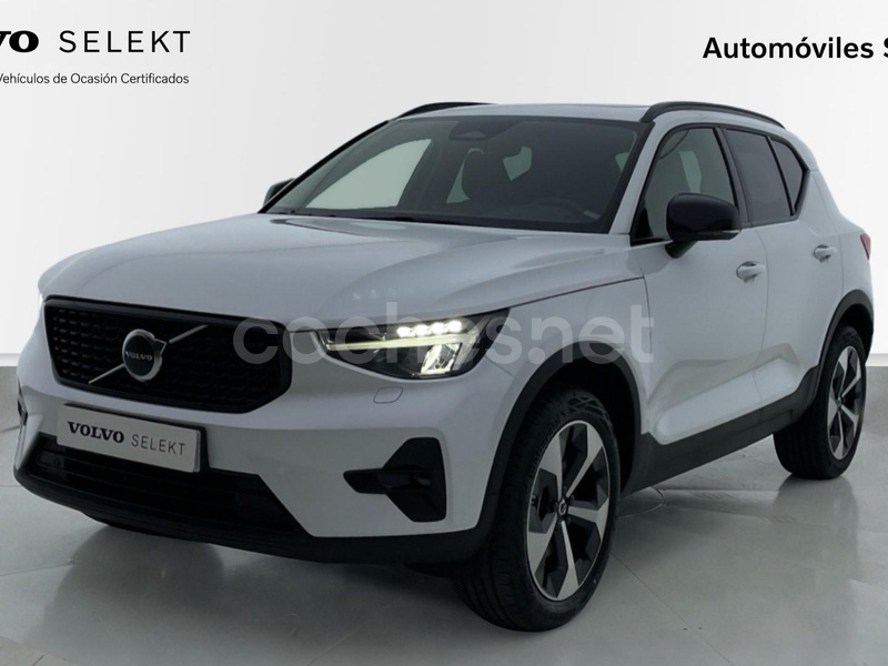 VOLVO XC40 2.0 B4 G Ultimate Dark Auto