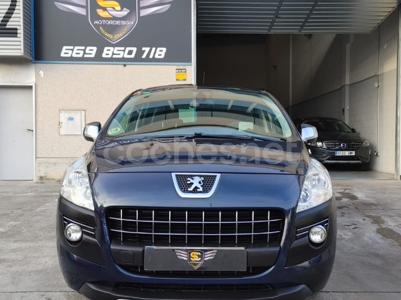 PEUGEOT 3008 Business Line 2.0 HDI 150 FAP