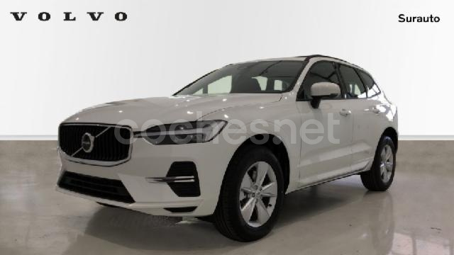 VOLVO XC60 2.0 B4 D Momentum Auto