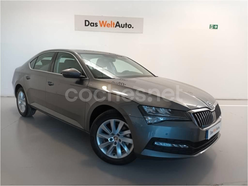 SKODA Superb 1.5 TSI DSG Ambition