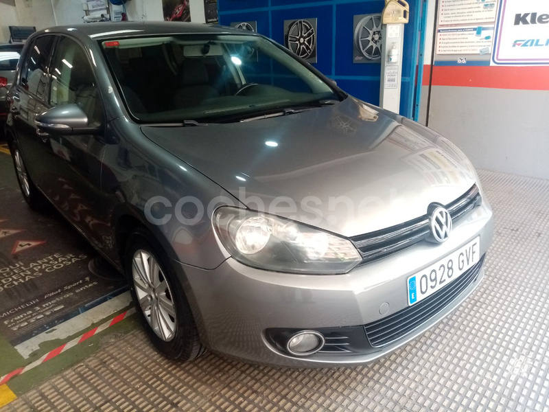 VOLKSWAGEN Golf VI 1.6 TDI DPF Advance