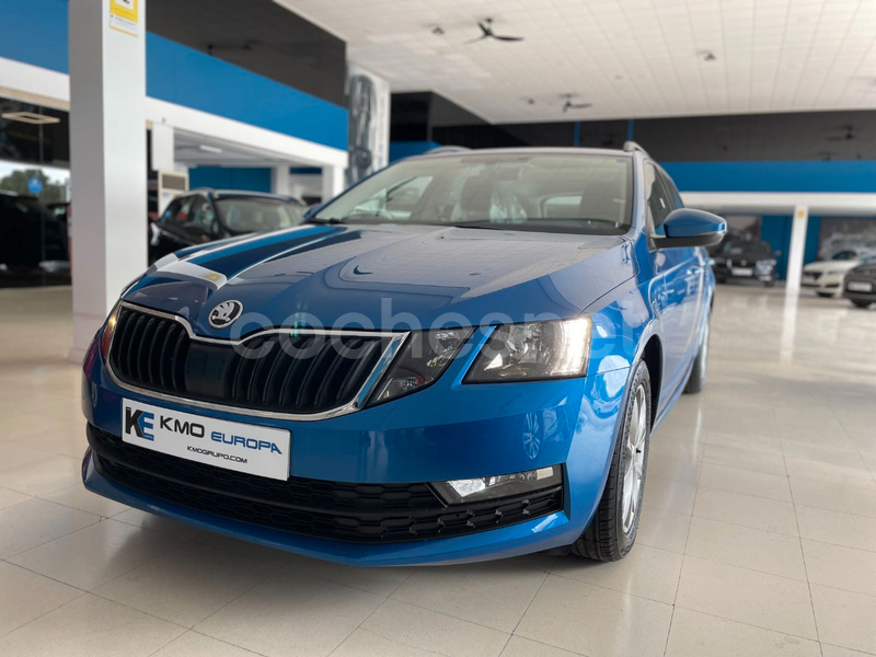 SKODA Octavia Combi 1.6 TDI 85KW 115CV Style 5p.