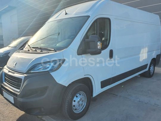 PEUGEOT Boxer 335 L3H2 BlueHDi