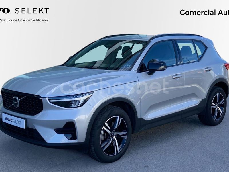 VOLVO XC40 2.0 B3 G Plus Dark Auto