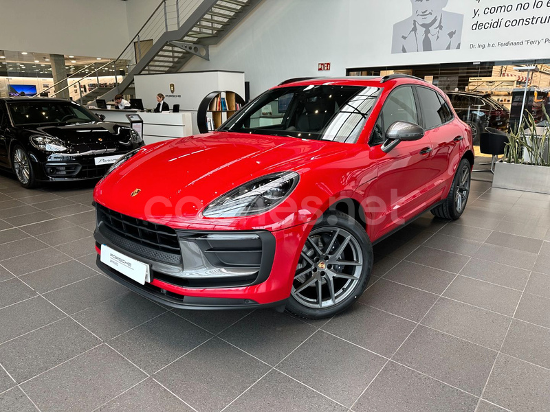 PORSCHE Macan T