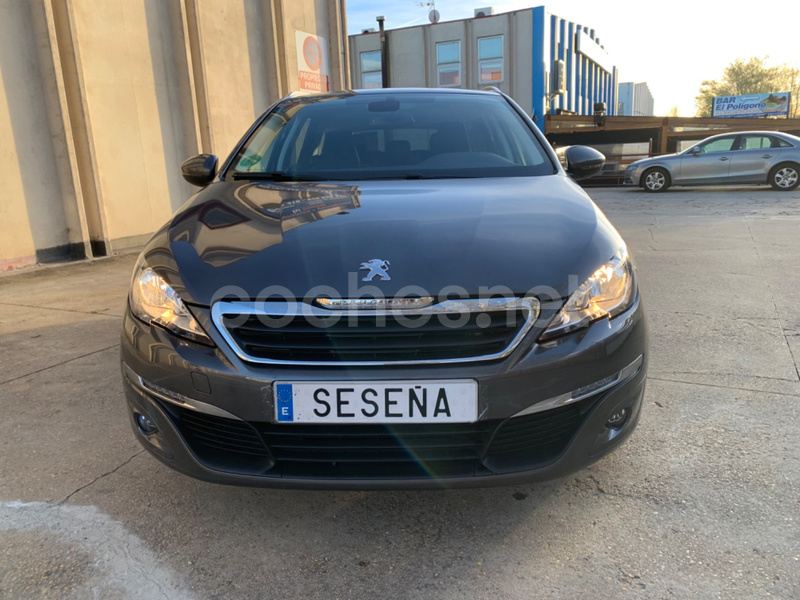 PEUGEOT 308 SW Style 1.2 PureTech SS