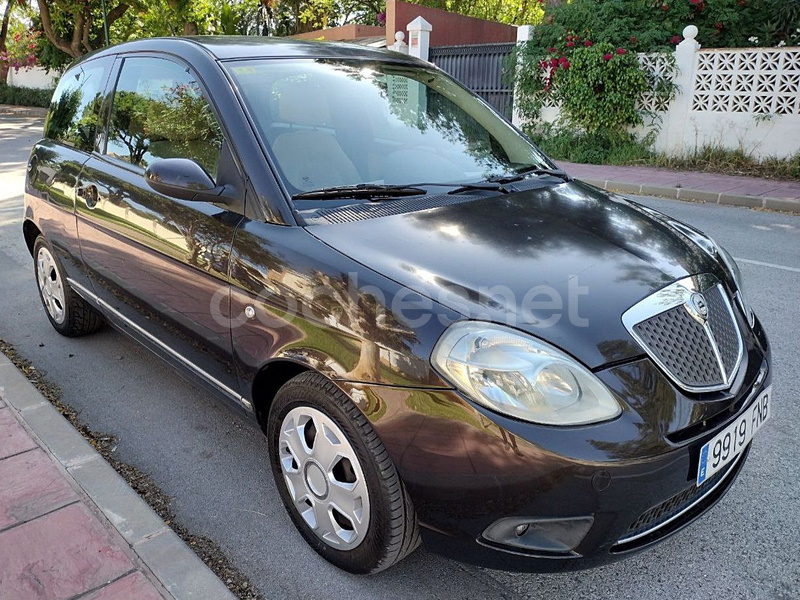 LANCIA Ypsilon 1.3 JTD 90 Platino