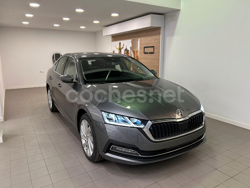 SKODA Octavia 1.4 TSI iV PHEV DSG Selection