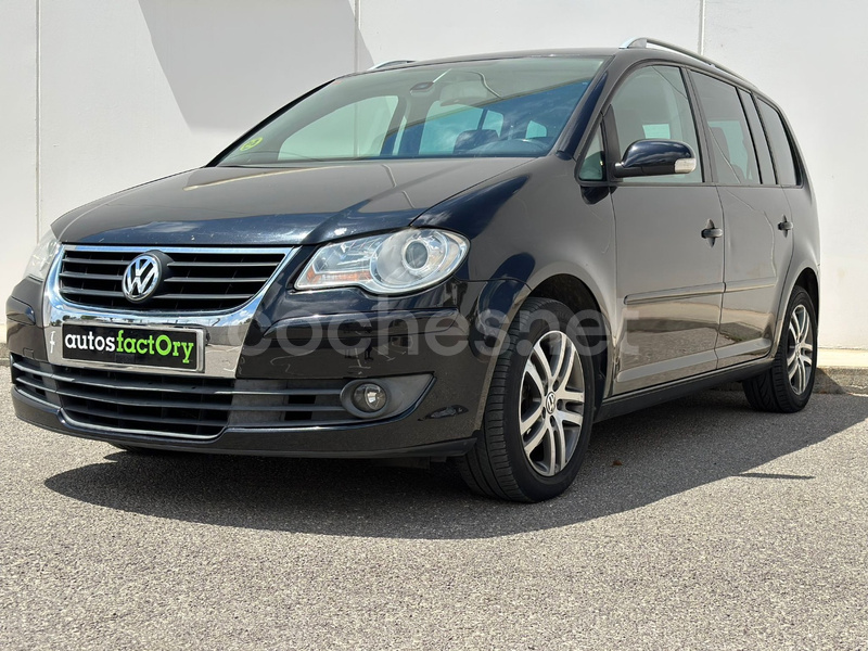 VOLKSWAGEN Touran 2.0 TDI 140 Highline 5p.