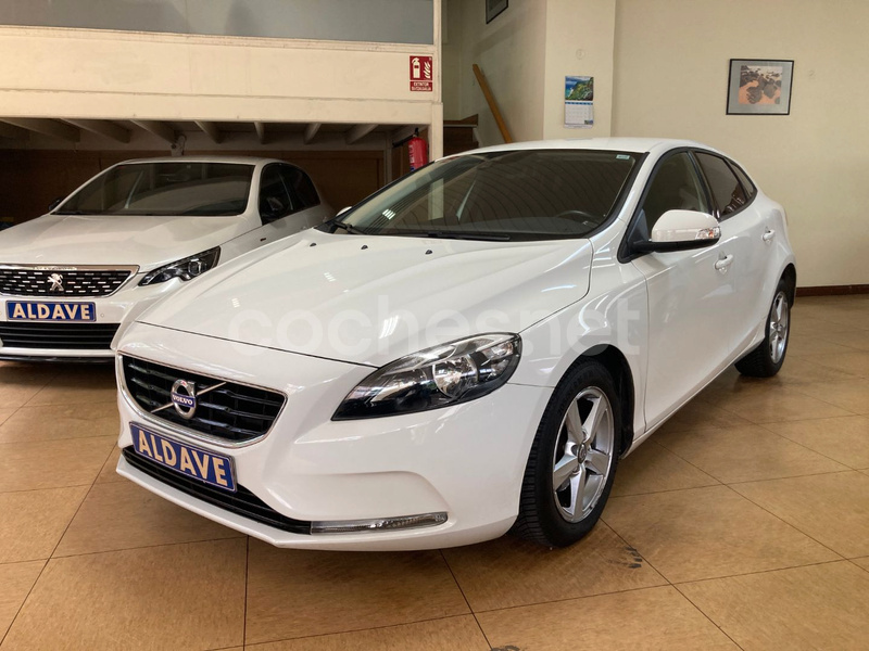 VOLVO V40 1.6 D2 Kinetic 5p.