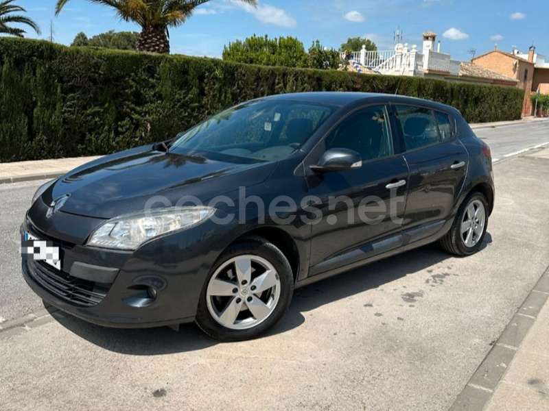 RENAULT Mégane Dynamique 1.5dCi 105cv eco2 5p.