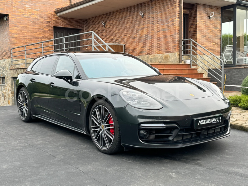 PORSCHE Panamera GTS Sport Turismo