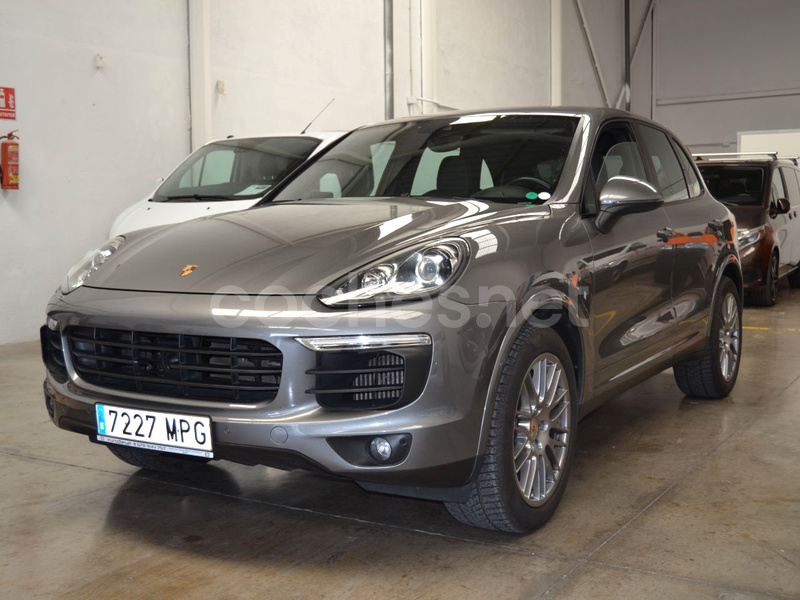 PORSCHE Cayenne Diesel Platinum Edition