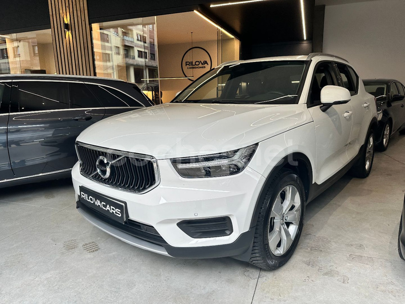 VOLVO XC40 2.0 D3