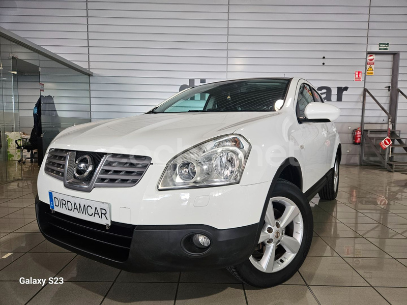 NISSAN QASHQAI 2.0 TEKNA PREMIUM 4X2 Piel Negra 5p.