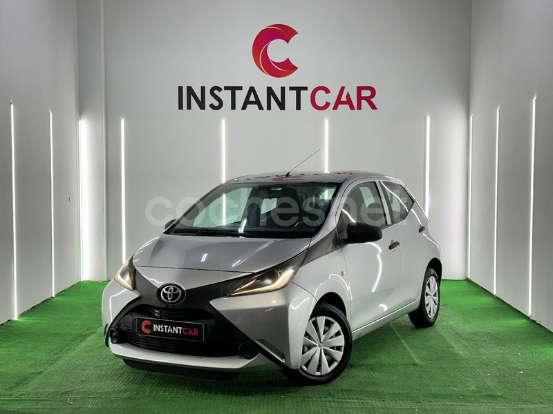 TOYOTA Aygo 1.0 70 xplay 3p.