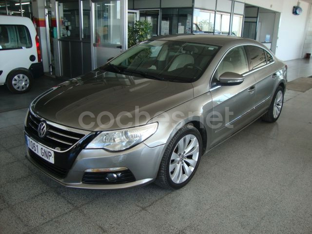 VOLKSWAGEN Passat CC 2.0 TDI DPF Advance