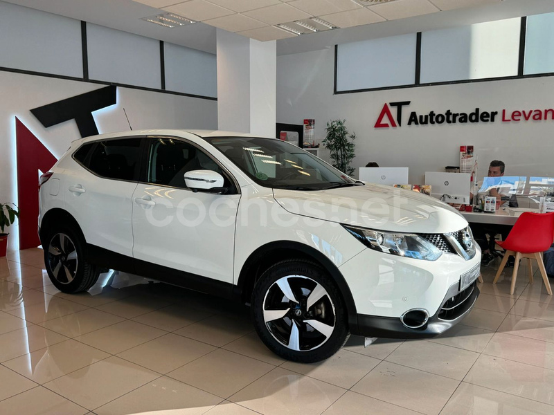 NISSAN QASHQAI 1.2 DIGT NCONNECTA 5p.