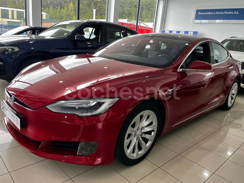TESLA Model S 75