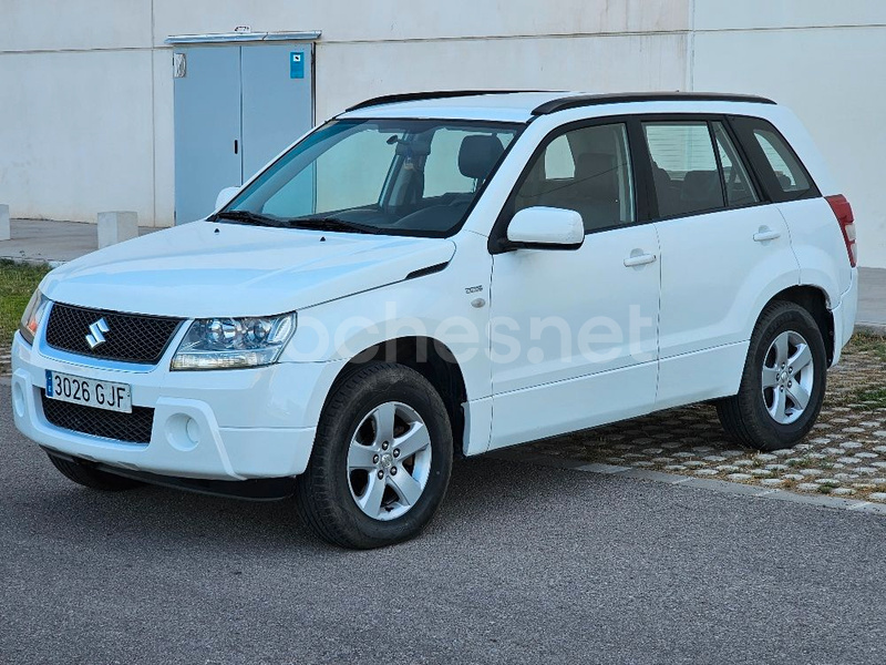 SUZUKI Grand Vitara 1.9 DDiS JLXES