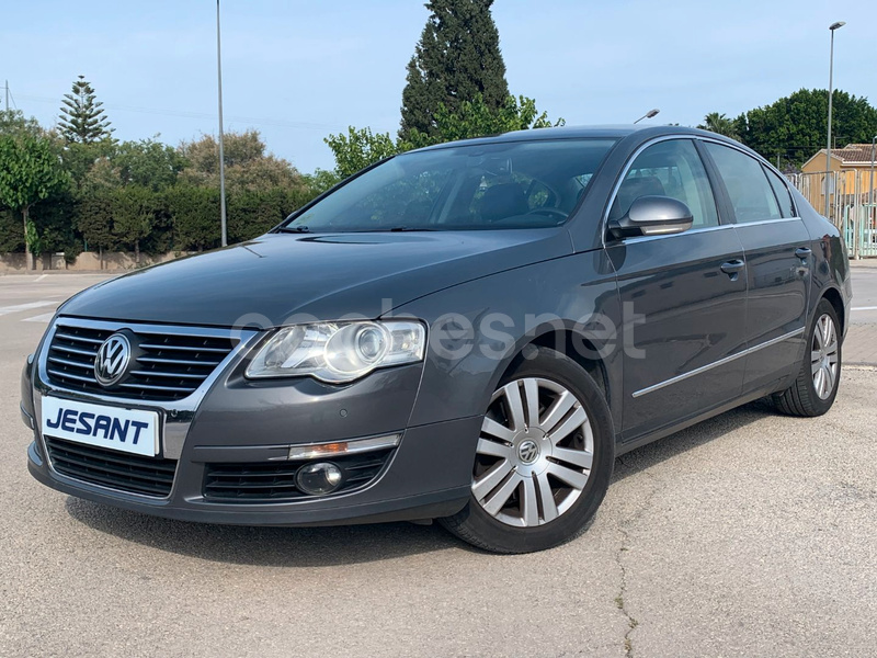 VOLKSWAGEN Passat 2.0 TDI DPF Highline