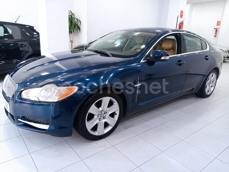 JAGUAR XF 2.7D V6 Premium Luxury 4p.