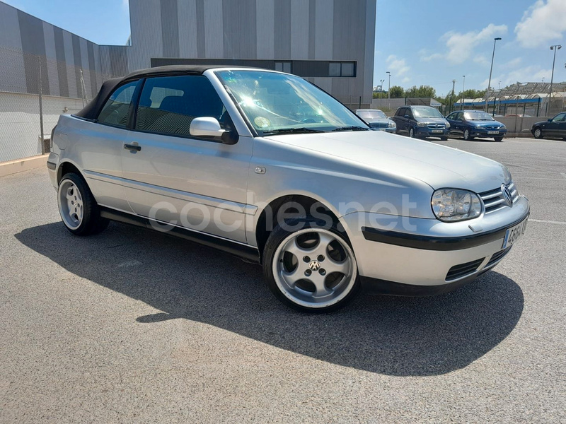 VOLKSWAGEN Golf 2.0 Highline 2p.