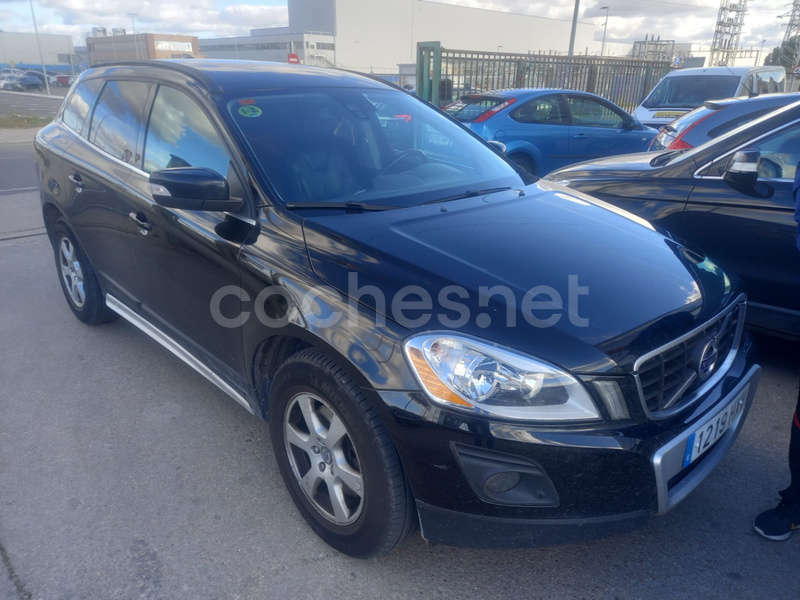 VOLVO XC60 2.0 D4 Summum Auto