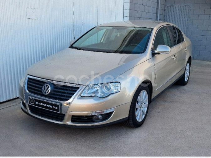 VOLKSWAGEN Passat 2.0 TDI DPF Highline