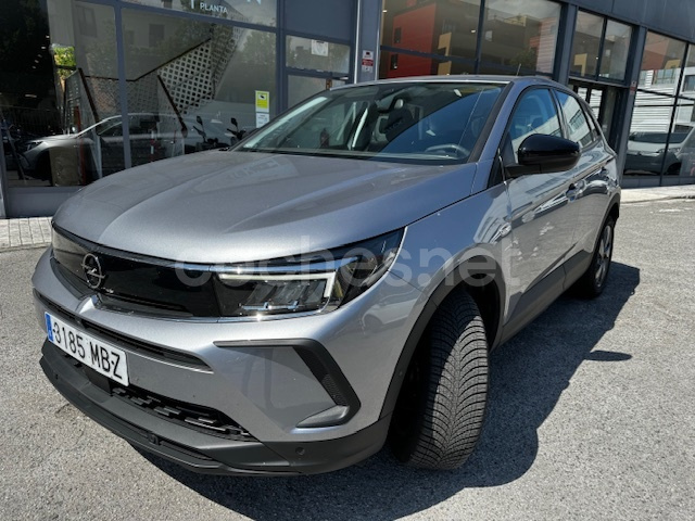 OPEL Grandland 1.2 Turbo Business Edition