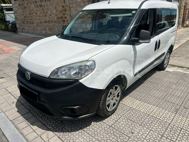 FIAT Doblò Lounge Largo 1.6 Mjet MTA E5