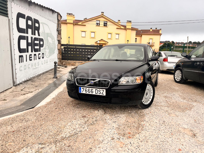 VOLVO S40 1.6D Summum 4p.