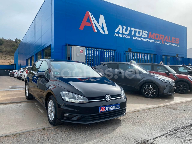 VOLKSWAGEN Golf Advance 1.0 TSI