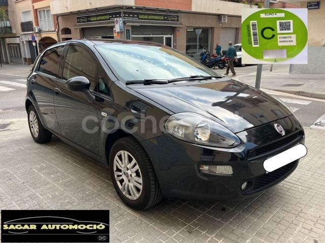 FIAT Punto 1.4 8v Easy 77 CV Gasolina SS 5p.