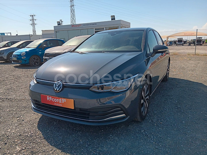 VOLKSWAGEN Golf Life 2.0 TDI