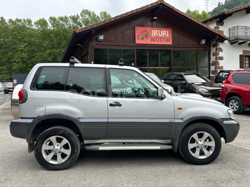 NISSAN Terrano 3.0DI Sport