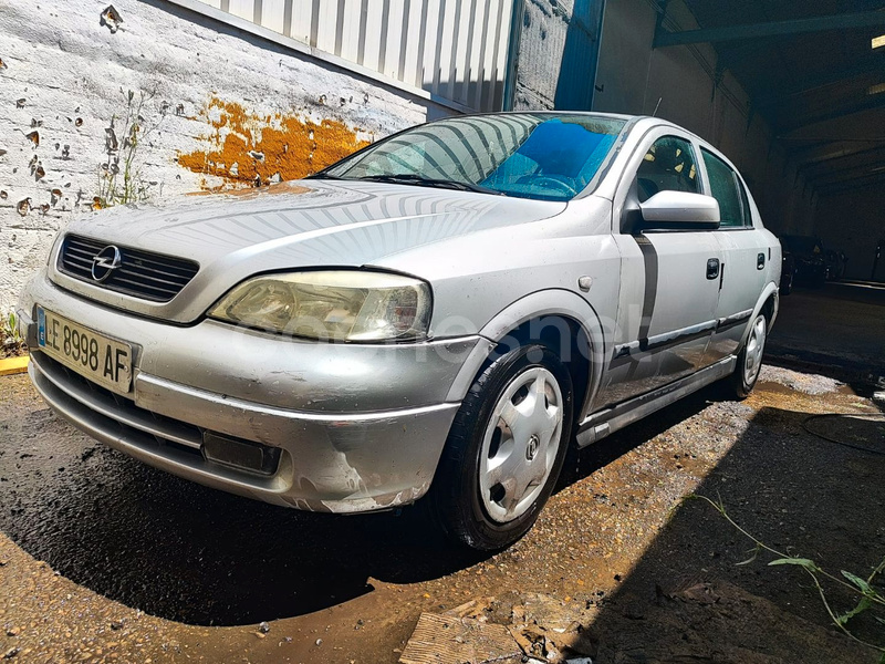 OPEL Astra 2.0 Dti 16v Club 5p.