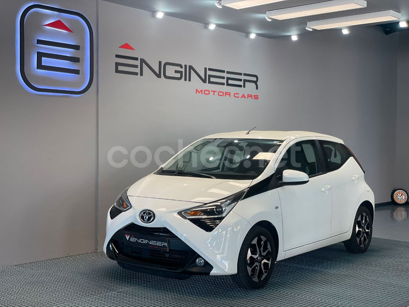 TOYOTA Aygo 1.0 70 xclusiv 5p.