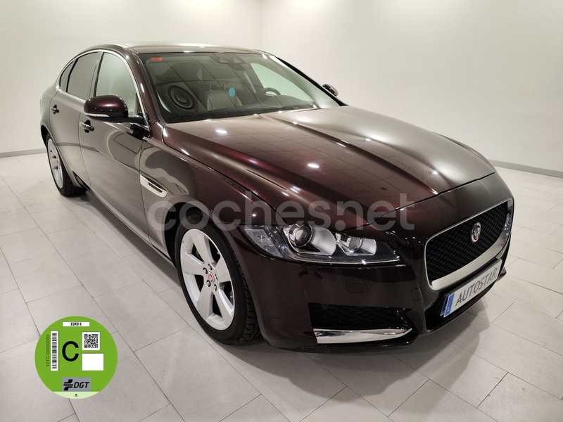 JAGUAR XF 2.0D 132kW 180CV Prestige Auto 4p.