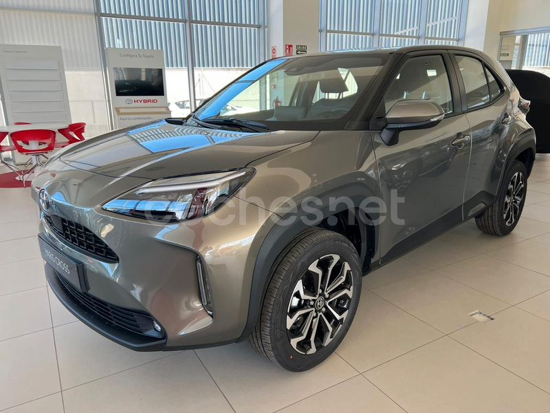 TOYOTA Yaris Cross 1.5 120H Active Plus