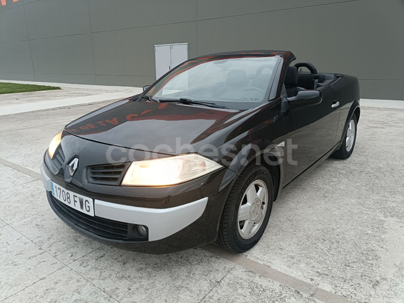 RENAULT Mégane Coupecabrio Dynamique 1.6 16v