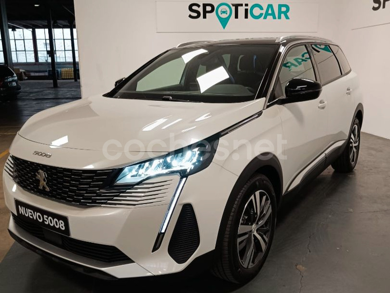 PEUGEOT 5008 1.2 PureTech SS Allure Pack EAT8