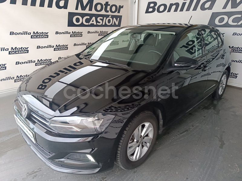 VOLKSWAGEN Polo Advance 1.0