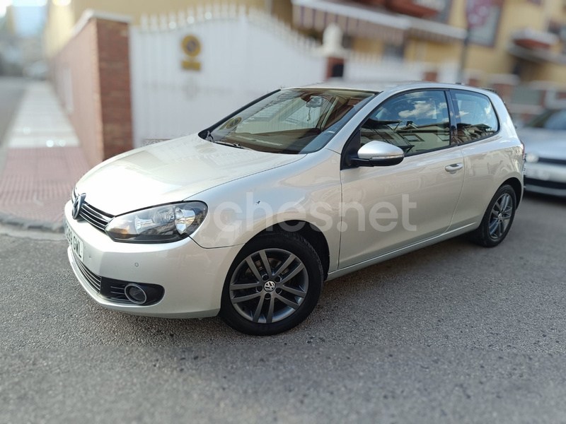VOLKSWAGEN Golf 1.6 TDI DPF Sport