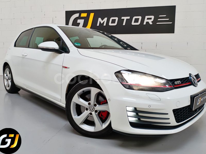 VOLKSWAGEN Golf 2.0 TSI 220cv DSG GTI BMT 3p.