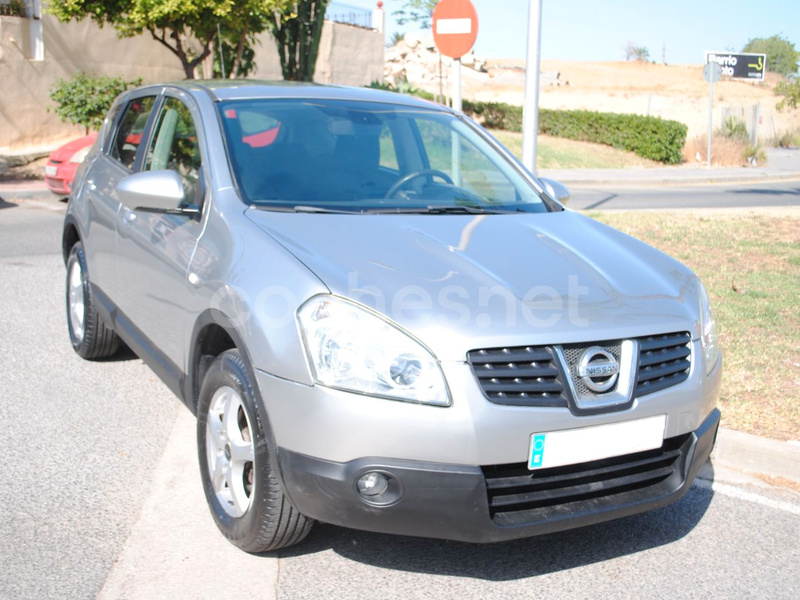 NISSAN QASHQAI 2.0 ACENTA 4X2