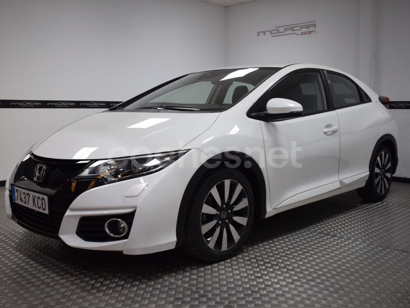 HONDA Civic 1.6 iDTEC Elegance Navi 5p.