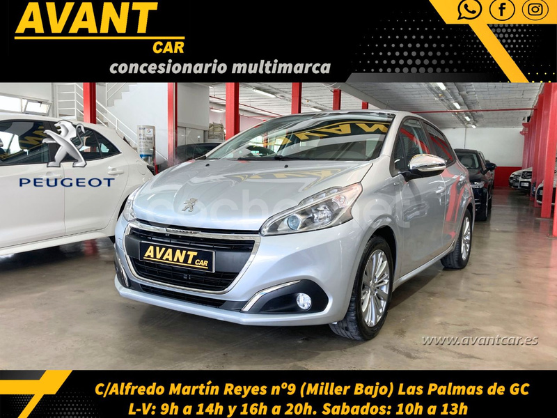 PEUGEOT 208 Signature 1.2L PureTech