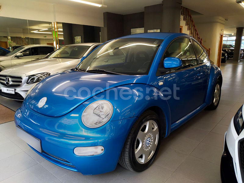 VOLKSWAGEN New Beetle 2.0 3p.